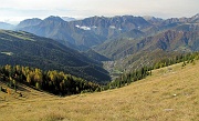 36 Dal Passo di Monte Colle, la vallata di Piazzatorre...